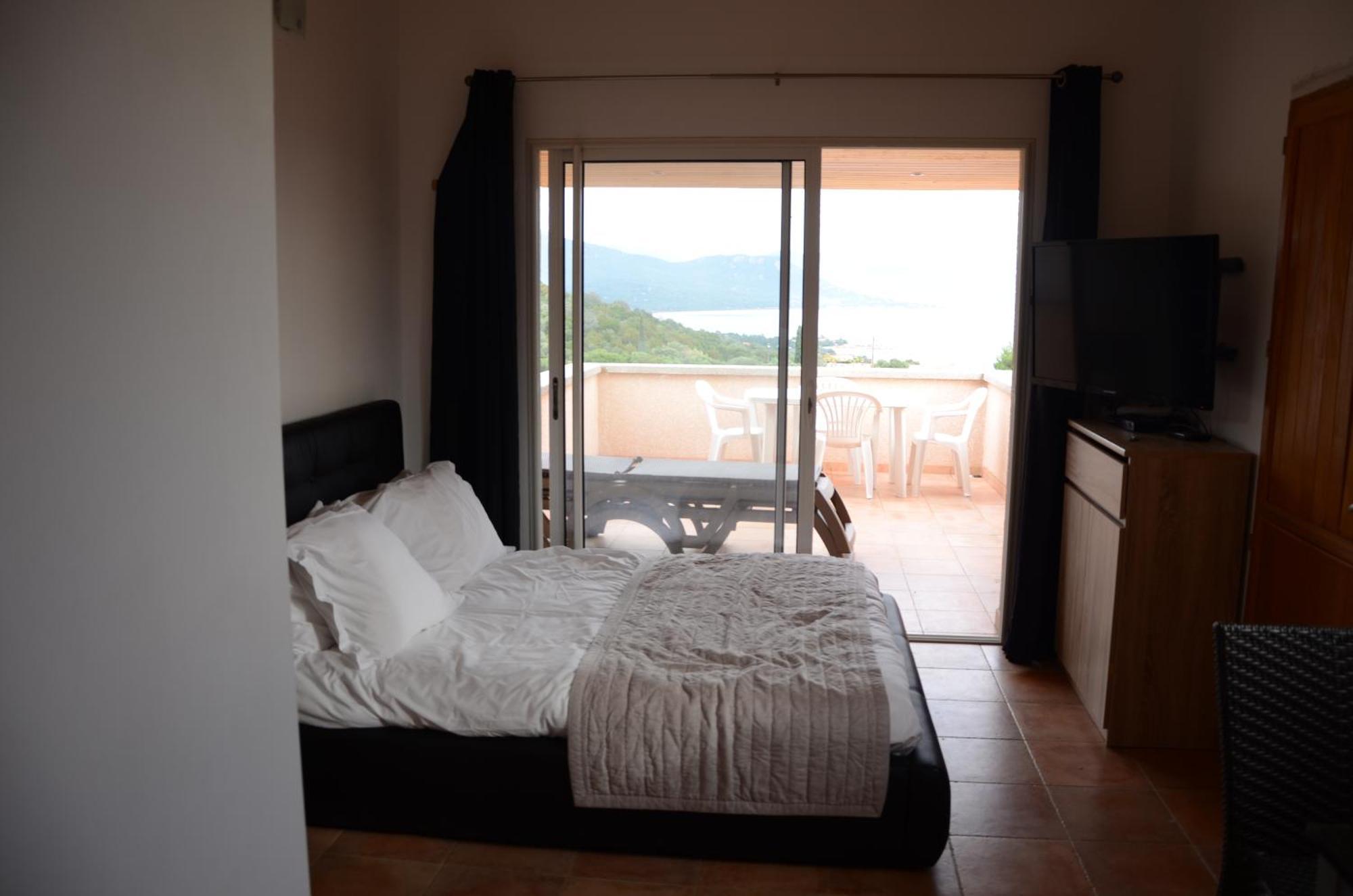 Casa Soprana Porto Pollo Quarto foto