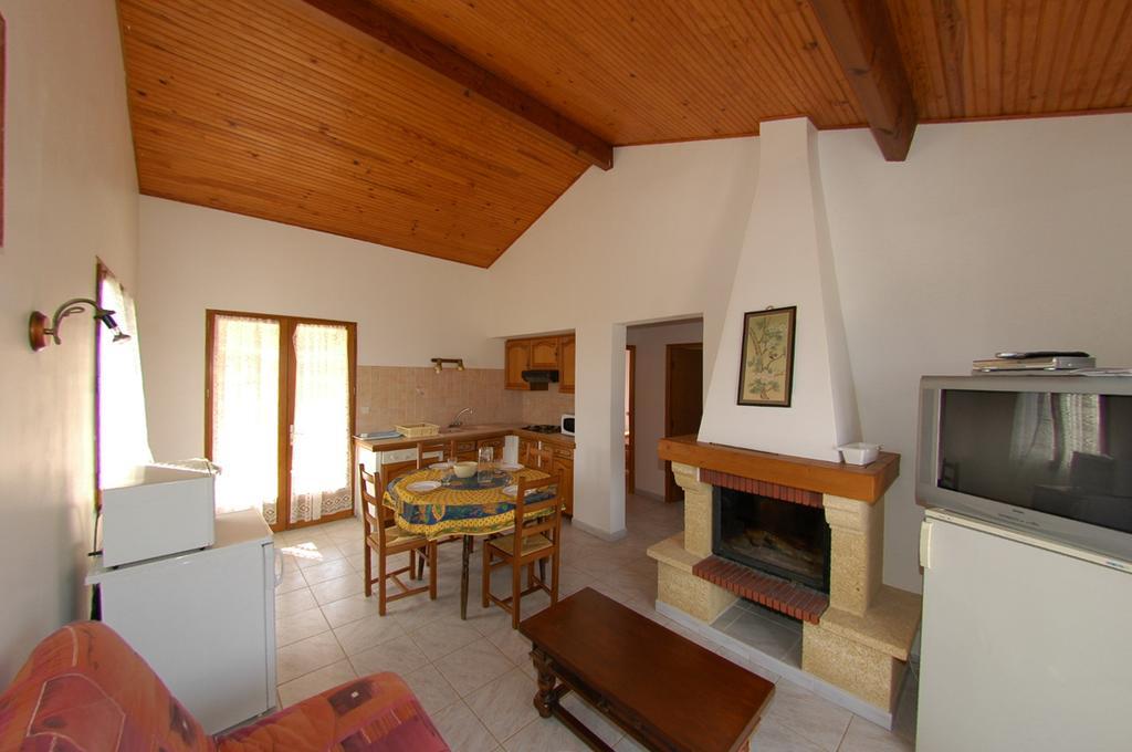 Casa Soprana Porto Pollo Quarto foto